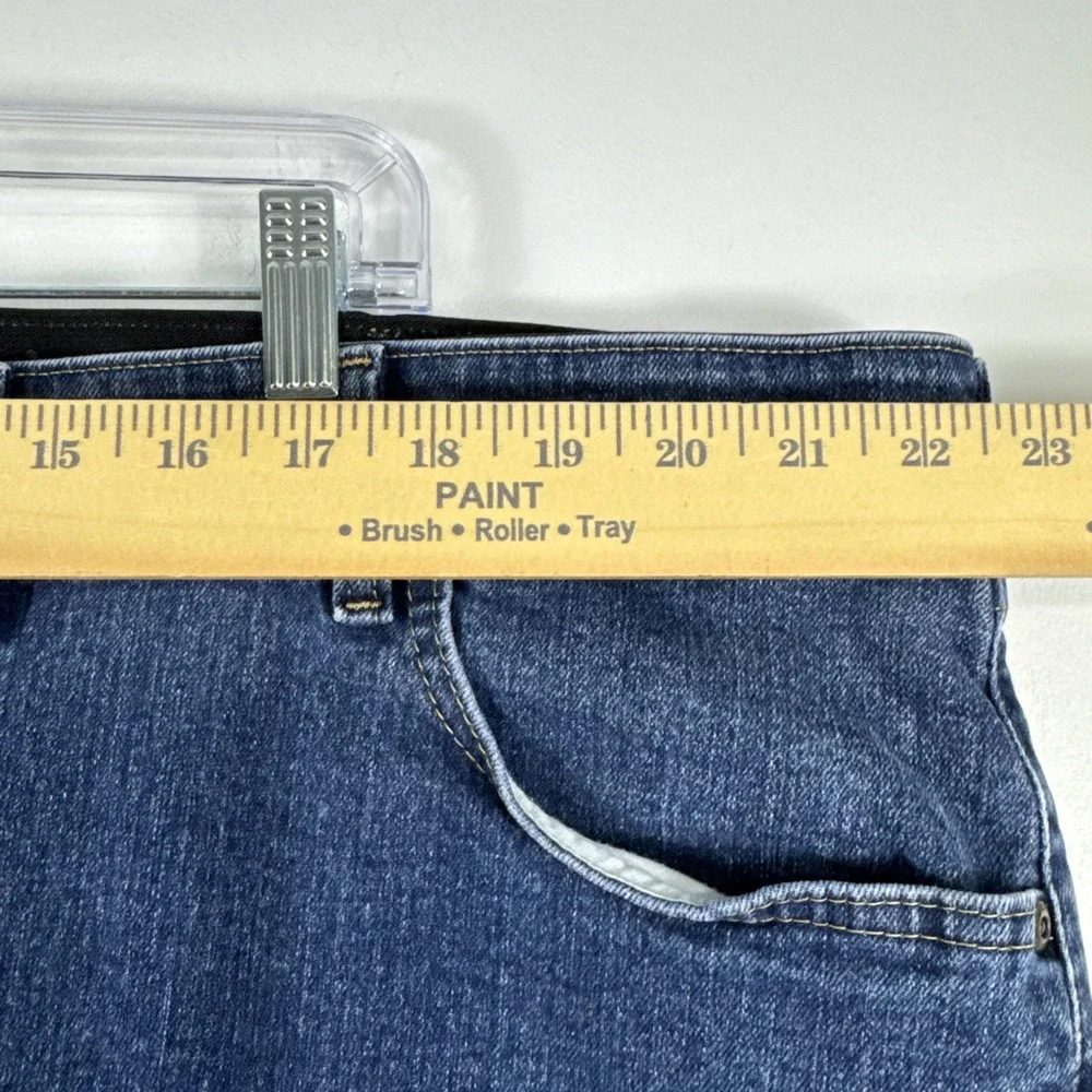 Wrangler Authentics Jeans Men 46x30 Denim Flex Waistband Relaxed Fit Medium Wash